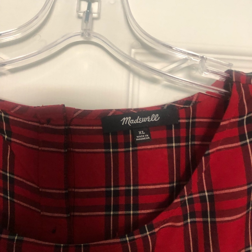 Plaid 3/4 sleeve flow top
